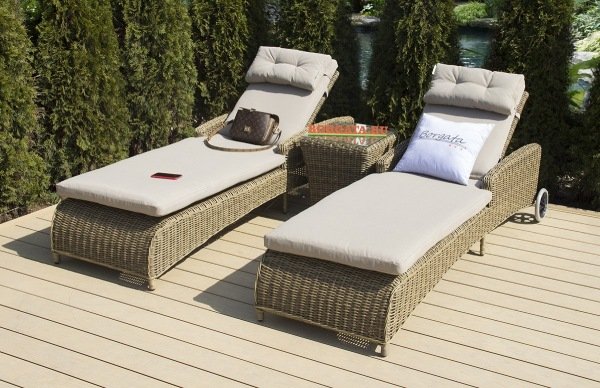 Chaise lounge sofa for bedroom