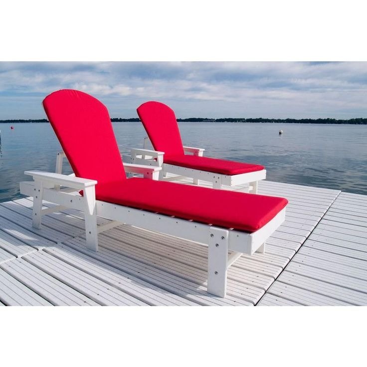Chaise lounge sofa in red color